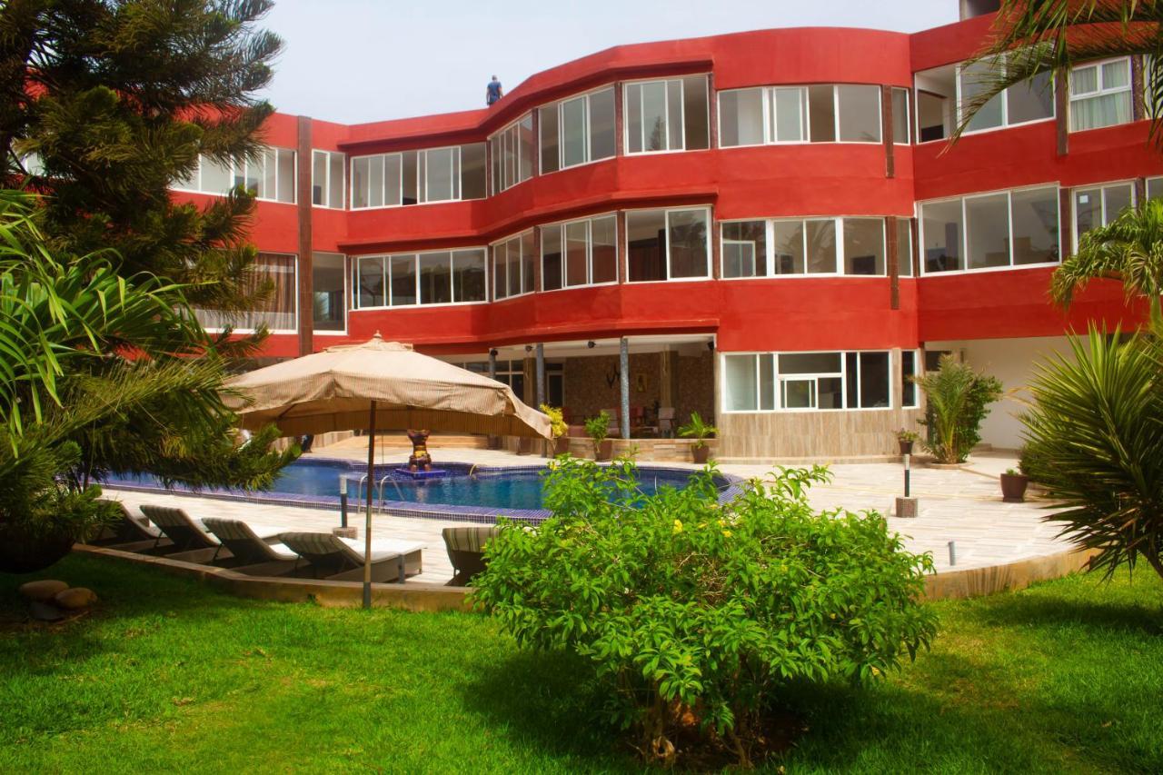 Iris Hotel Toubab Dialaw Exterior foto