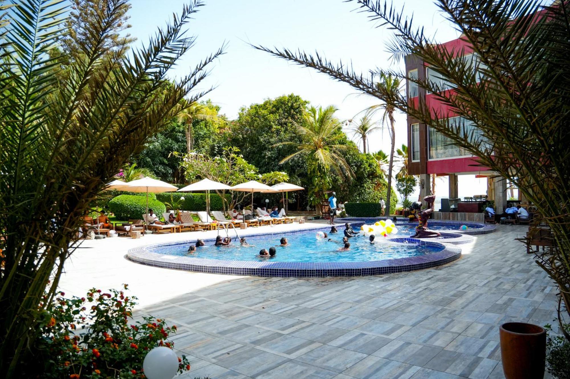 Iris Hotel Toubab Dialaw Exterior foto